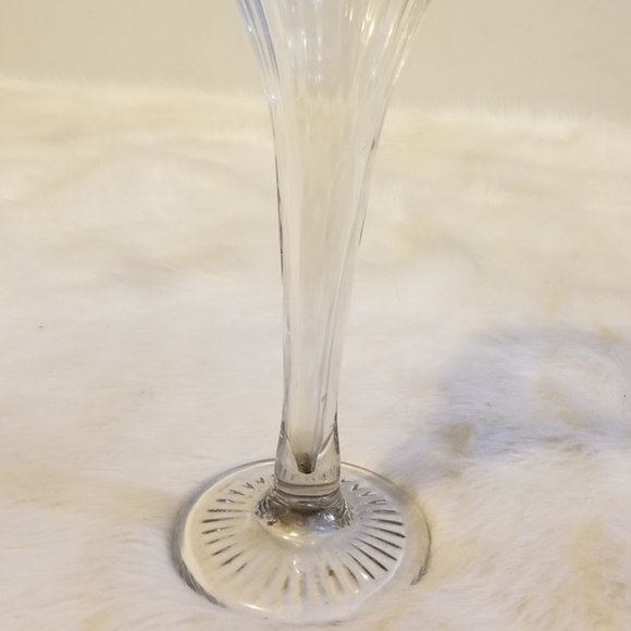 Hand Blown Thick Glass Tall Vase Vintage - Picture 7 of 8